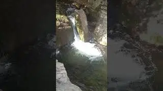 Израиль.Горная река Кзив.