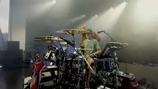 Pepper - Fan Joins On-Stage to Play Drums for 