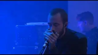 Editors Live - Smoker Outside The Hospital Doors @ Sziget 2013