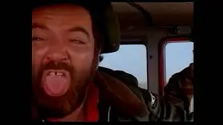Simone e Matteo (brutta copia di Bud Spencer e Terence Hill) in: Un gioco da ragazzi [FILM COMPLETO]