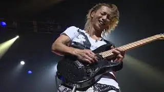 Galneryus - 絆(Kizuna) (live from Just Play to the Sky~What Could We Do For You...?~)
