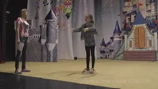 Дюймовочка репетирует