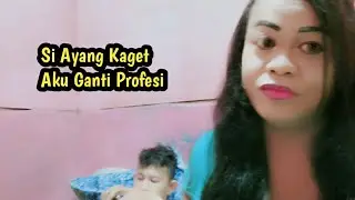 Si Ayang Aneh-Aku ganti profesi koleksi uang kuno