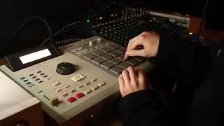 AKAI S950 & MPC 2000XL Dark Sampled Beat Making