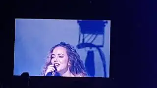 LITTLE MIX - WOMAN'S WORLD LIVE (LM5-Tour, Stuttgart, 21.09.19)
