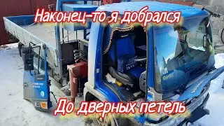 Ремонт дверных петель Hino-Ranger