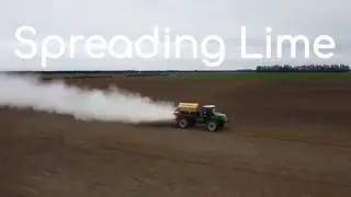Spreading Lime | Multi-Drive 6195
