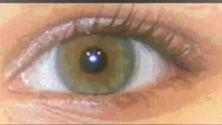 Yemyesil Bir Deniz Senin Gözlerin..
