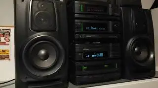 Aiwa nsx D858 Bass test
