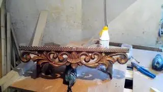 Резьба по дереву. Угловая полка .