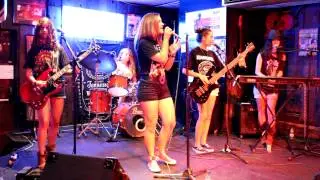 BROKEN PARADISE en BLACK NOTE Valencia: A las 2