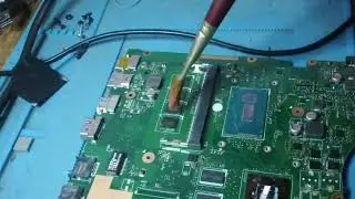 How to Remove Onboard RAM from an ASUS VivoBook Laptop 🔧