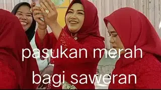 si cantik pasukan merah berbagi saweran#shorts