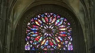 Amiens Cathedral - a Gothic psychedelic spectacle lightshow extraordinaire