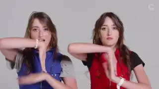 100 человек показали как танцуют!