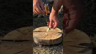 Survival Skills: A Safe Way to Remove a Hot Can from the Fire. #survival #lifehacks #camping