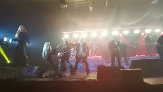 Raskasta Joulua - Ilouutinen live @ Hyvinkää 4.12.2023