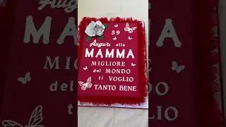 Torta scenografica rettangolare con dedica in gomma eva e feltro