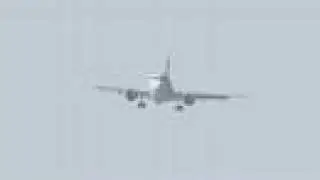 FRONTIER LANDING KSFO SAN FRANCISCO