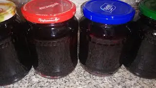 Обалденно вкусный, густой джем из чёрной смородины, готовится легко и просто.
