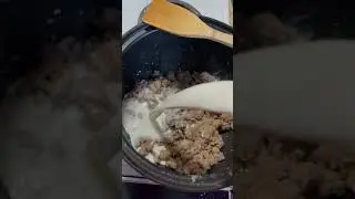 How to make biscuit and gravy ￼