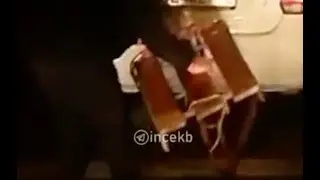 Привязали санки к машине