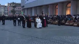 Prière à la Vierge Marie avec le pape François à Rome