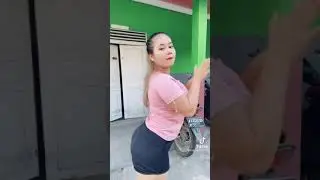 Tik-tok cewek goyang hot auto sange