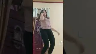 CEWEK CELANA HITAM KETAT