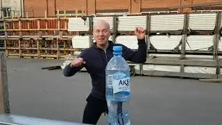 Челендж с бутылкой #bottlecapchallenge , открыть пробку с вертухи.