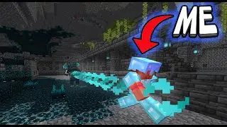 I Almost Died While Looting the Ancient City in Minecraft...