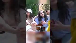 broma de el Pepino En El Restaurante