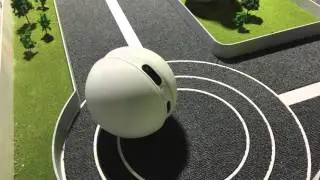 MWC16: LG Rolling Bot