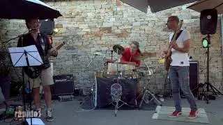 The Tonterias 