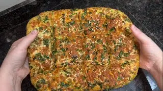 Мягкие, ароматные с тянущимся сыром и зеленью. Очень вкусно!