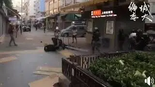 Расстрел протестующего студента в Гонконге попал на видео