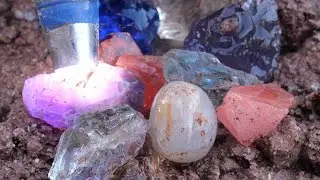 Amazing crystal mining process. I found the perfect colored diamonds and agate