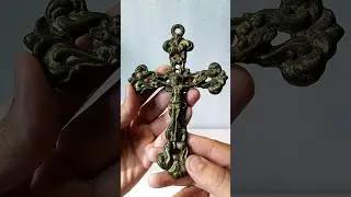КРЕСТ  РАСПЯТИЕ  ЛИТЬЁ БРОНЗА 18.5 СМ .  на  12 СМ.