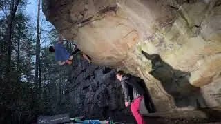 Johnson City Left/extension (V10) - Lilly Boulders