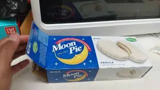 MOON PIES getum before the Moon's Gone