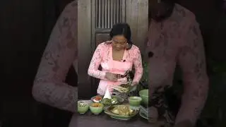 Nasi Campur Ayam Bali🙏🏽😊 #bali #nasicampur  #balinese #balinesefood #ayambetutu #cookingclass