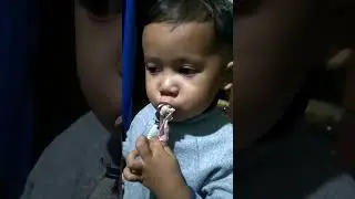 Momen Lebaran Kumpul Makan Bareng Keluarga Besar