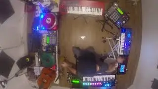 RHINO 🎹 Live Looping Performance - Circle of Loops - Ableton / Akai