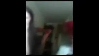 красивая Чеченка поёт