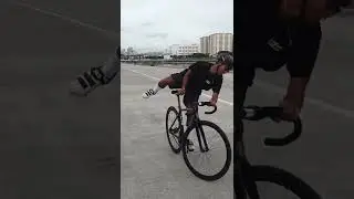 Fish and Chips Fixie Trick 🔥