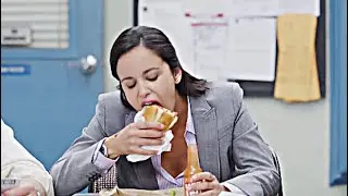 Amy Santiago | Mi Mi Mi