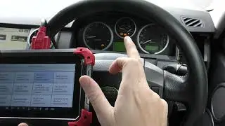X Tool D7 Diagnose & Reset Land Rover Discovery Engine ABS Airbags Fault Warning Lights
