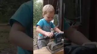 Растёт помощник.