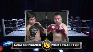 FIGHT AZKA VS VICKY