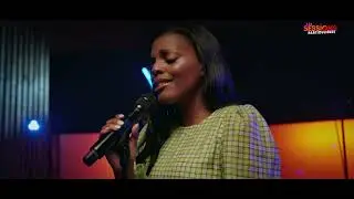 Les Sessions Particulières - Mentissa - Balance (Live) | Jamais trop fiers